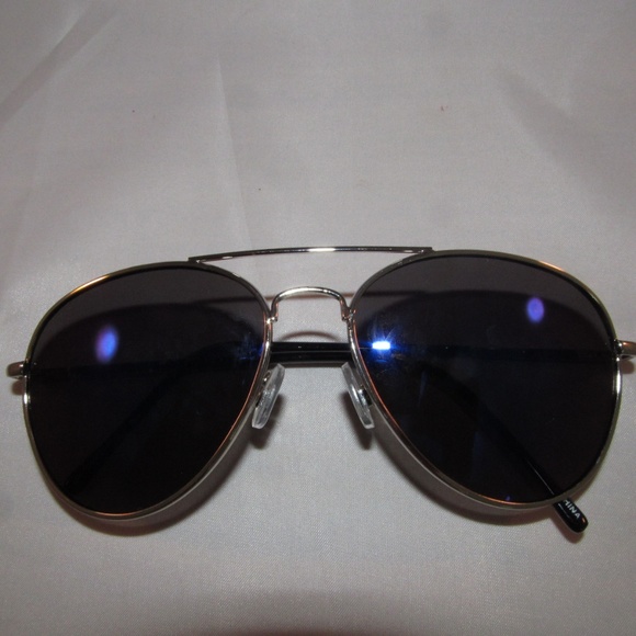 Unisex Aviator Style Sunglasses Blue Mirror Chrome - Picture 1 of 7